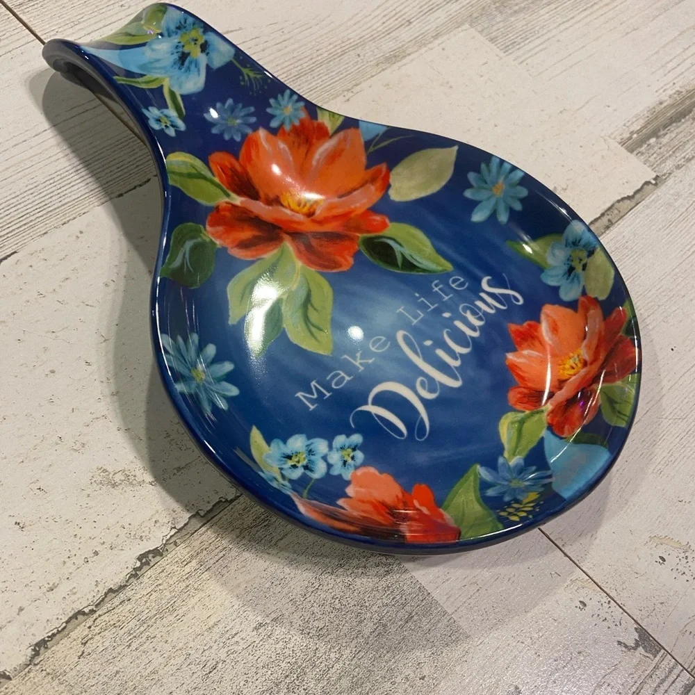 The Pioneer Woman Kitchen Pioneer Woman Blue Red Floral Spoon Rest